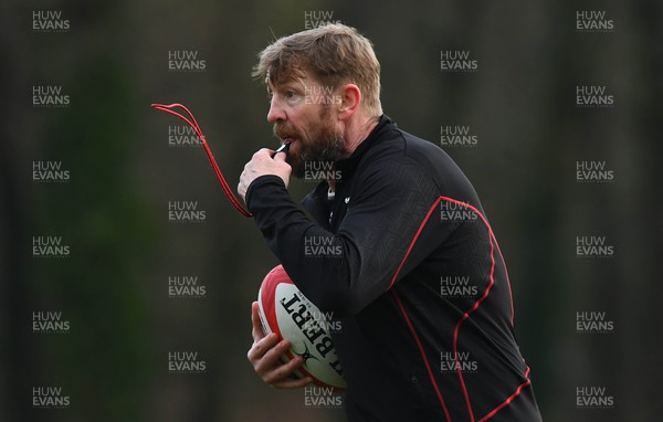 250123 - Wales Rugby Training - Mike Forshaw during training