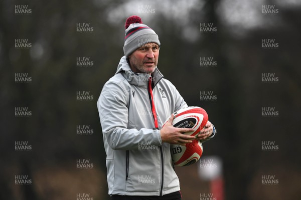 250123 - Wales Rugby Training - Alex King during training