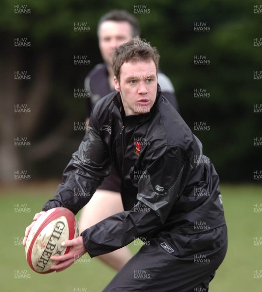 250206  Wales rugby training, Wanderers ground, Dublin Mark Jones in determined mood     