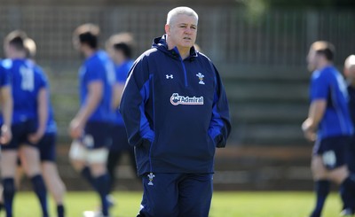 24.02.11 - Wales Rugby Training - Wales head coach Warren Gatland during training. 