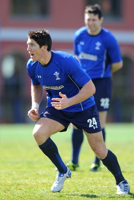 24.02.11 - Wales Rugby Training - James Hook(L) and Stephen Jones during training. 