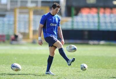 24.02.11 - Wales Rugby Training - James Hook during training. 