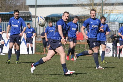 25.02.11 Wales Team Training, Italy. Shane Williams passes as the Wales Team train on the outskirts of Rome. 