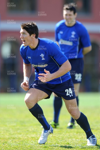 24.02.11 - Wales Rugby Training - James Hook(L) and Stephen Jones during training. 