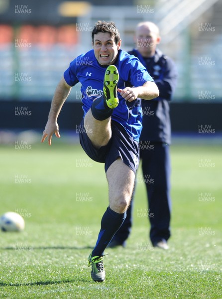 24.02.11 - Wales Rugby Training - Stephen Jones kicks during training. 