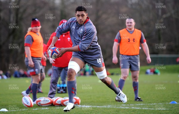 250214 - Wales Rugby Training -Taulupe Faletau during training