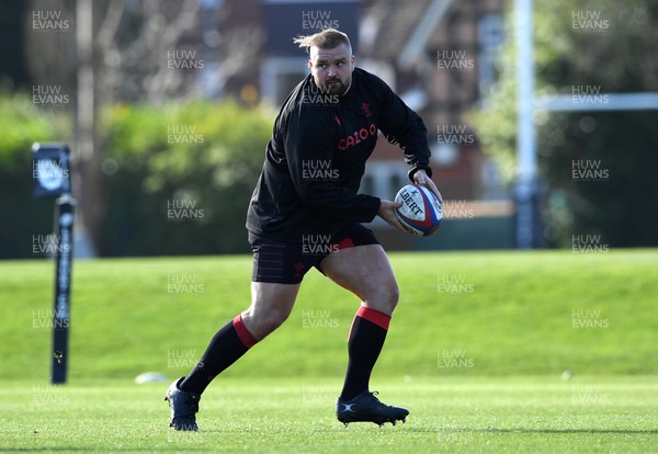 250222 - Wales Rugby Training - Tomas Francis during training