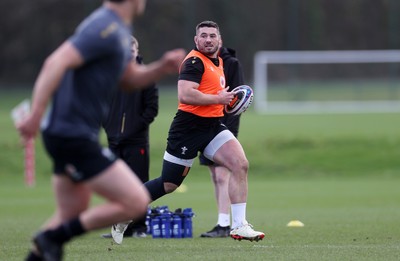 250225 - Wales Rugby Training during the fallow week - Gareth Thomas during training