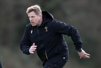 250225 - Wales Rugby Training during the fallow week - T Rhys Thomas during training