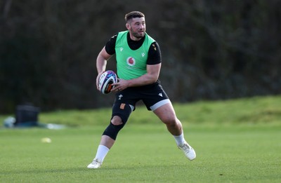 250225 - Wales Rugby Training during the fallow week - Gareth Thomas during training