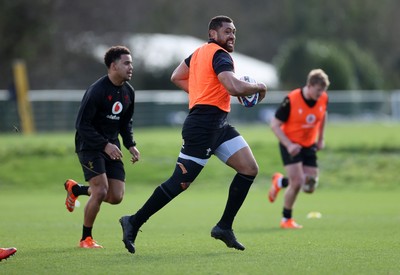 250225 - Wales Rugby Training during the fallow week - Taulupe Faletau during training