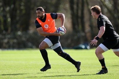 250225 - Wales Rugby Training during the fallow week - Taulupe Faletau during training