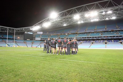 25.05.07  Wales rugby on Tour to Australia The Welsh Team have a runout at the Telstra Stadium in Sydney 
