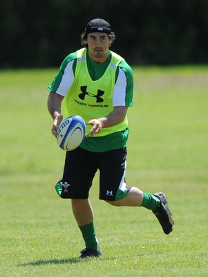 25.05.09 - Wales Rugby Training - Sonny Parker in action during training. 