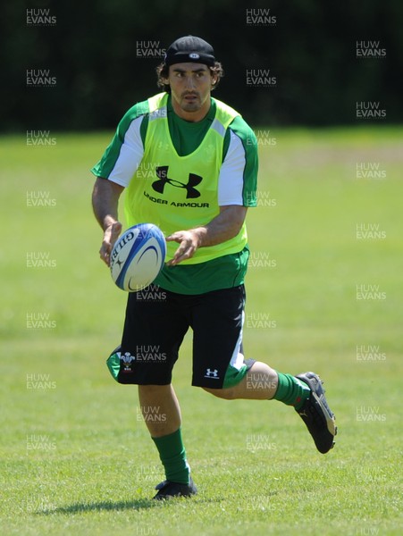 25.05.09 - Wales Rugby Training - Sonny Parker in action during training. 