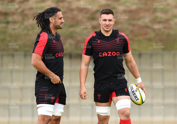 250622 - Wales Rugby Training - Josh Navidi and Taine Basham during training