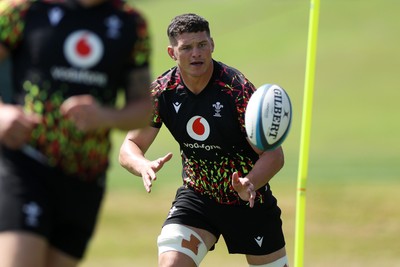 250626 - Wales Rugby Training ahead of their game against the Barbarians at Twickenham on Saturday - James Botham during training