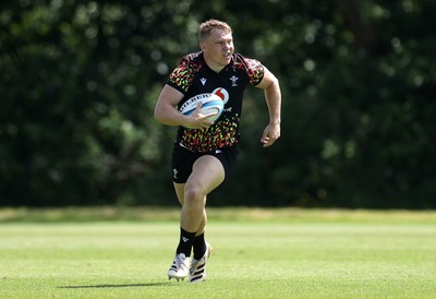 250626 - Wales Rugby Training ahead of their game against the Barbarians at Twickenham on Saturday - Sam Costelow during training