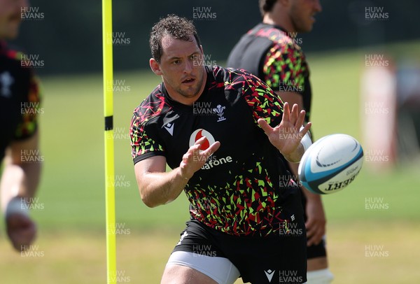250626 - Wales Rugby Training ahead of their game against the Barbarians at Twickenham on Saturday - Ryan Elias during training