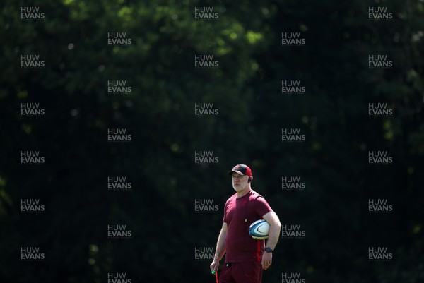 250626 - Wales Rugby Training ahead of their game against the Barbarians at Twickenham on Saturday - Steve Tandy, Head Coach during training