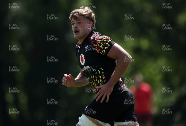 250626 - Wales Rugby Training ahead of their game against the Barbarians at Twickenham on Saturday - Taine Plumtree during training