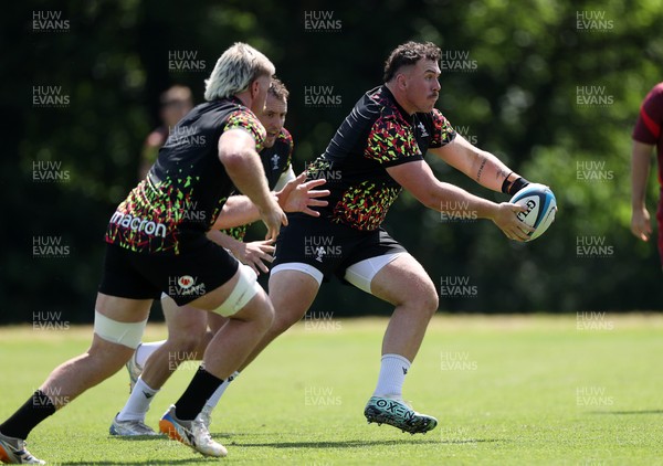 250626 - Wales Rugby Training ahead of their game against the Barbarians at Twickenham on Saturday - Ben Warren during training