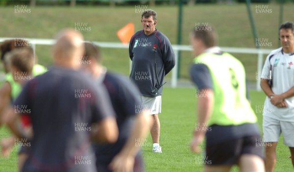 25.09.07 - Wales Rugby World Cup Training - Coach, Gareth Jenkins looks on during training 