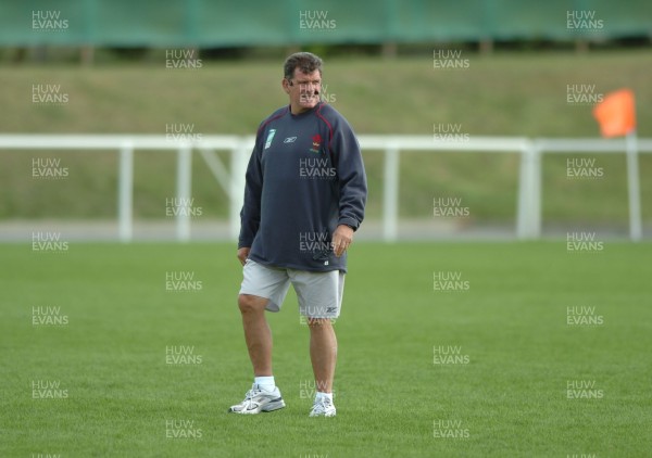 25.09.07 - Wales Rugby World Cup Training - Coach, Gareth Jenkins looks on during training 