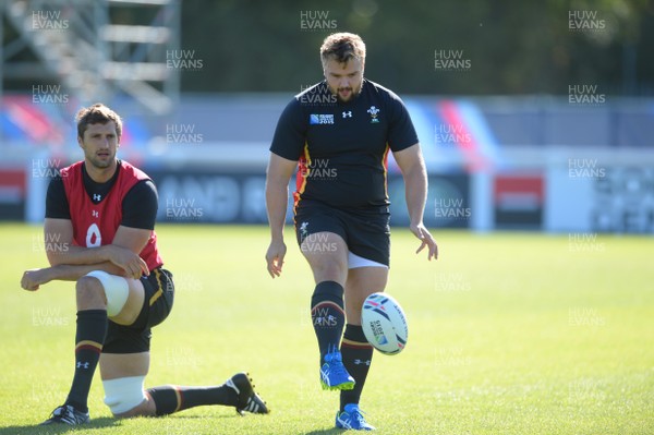 250915 - Wales Rugby World Cup Training -Tomas Francis during training