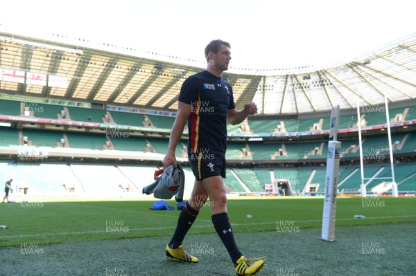 250915 - Wales Rugby World Cup Training -Dan Biggar during training