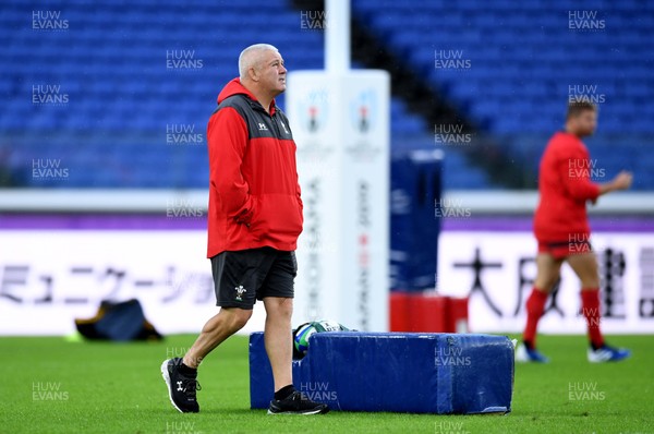 251019 - Wales Rugby Training - Warren Gatland during training