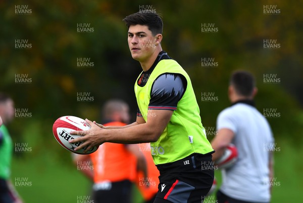 251022 - Wales Rugby Training - Louis Rees-Zammit during training