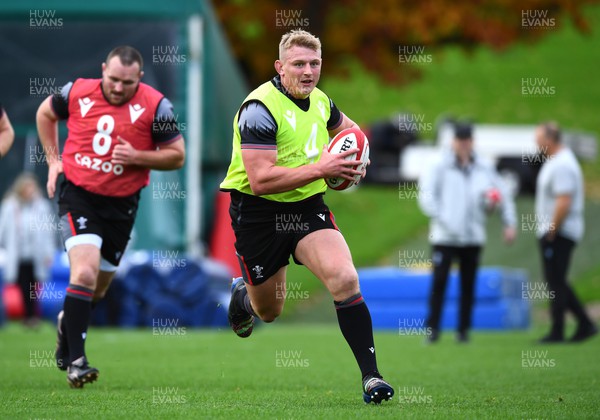 251022 - Wales Rugby Training - Jac Morgan during training