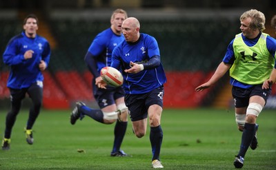 25.11.10 - Wales Rugby Training - Tom Shanklin during training. 