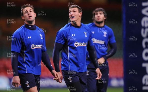 25.11.10 - Wales Rugby Training - Lee Byrne, Tom James and Mike Phillips during training. 