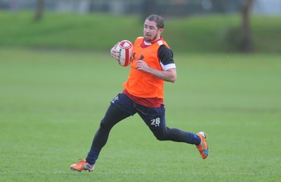 25.11.11 - Wales Rugby Training - Shane Williams during training. 
