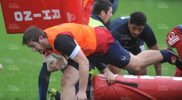 25.11.11 - Wales Rugby Training - Rhodri Jones during training. 