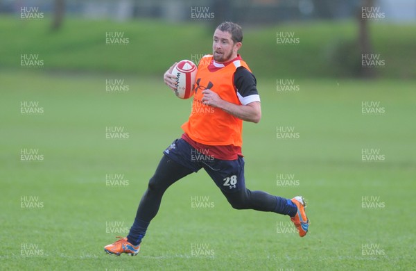 25.11.11 - Wales Rugby Training - Shane Williams during training. 