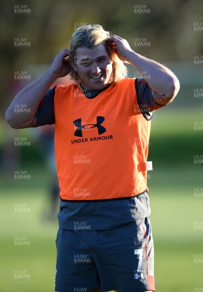 251113 - Wales Rugby Training -Richard Hibbard during training