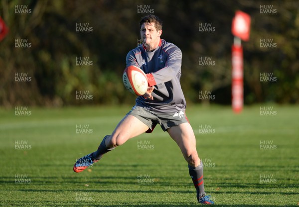 251113 - Wales Rugby Training -Lloyd Williams during training