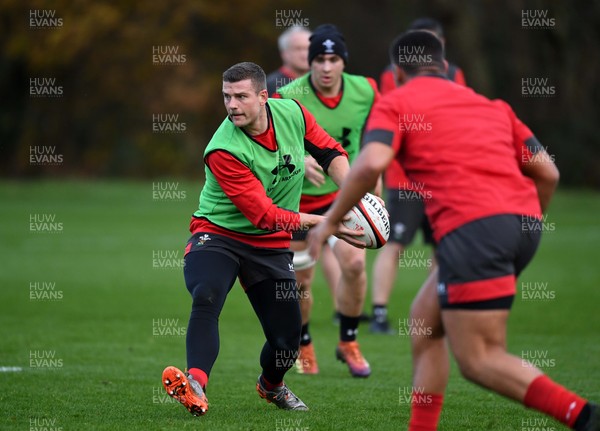 251119 - Wales Rugby Training - Scott Williams