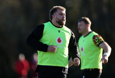 251125 - Wales Rugby Training with the Scarlets as they prepare for their game against South Africa - Garyn Phillips during training