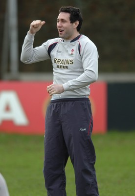 260107 - Wales Rugby Training - StephenJones makes a point during training 
