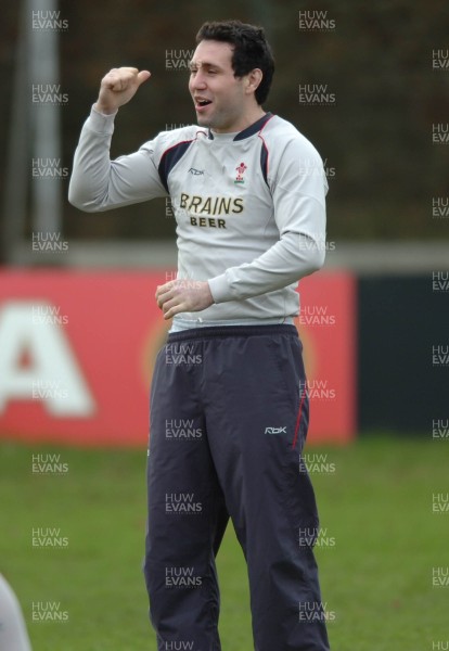 260107 - Wales Rugby Training - StephenJones makes a point during training 