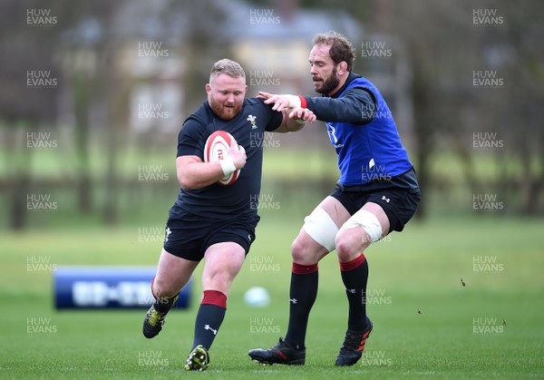 260118 - Wales Rugby Training - Samson Lee during training