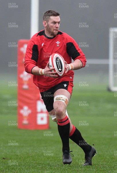 270121 - Wales Rugby Training - Dan Lydiate during training