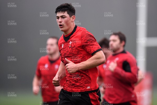 270121 - Wales Rugby Training - Louis Rees-Zammit during training