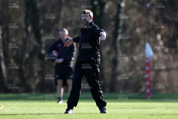260124 - Wales Rugby Training in the first week of the Gunniess 6 Nations camp - Mike Forshaw, Defence Coach during training