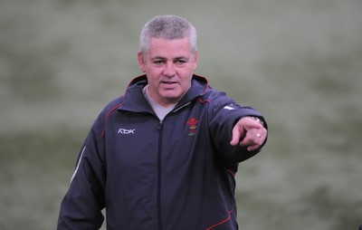 26.02.08 - Wales Rugby Training - Wales Coach, Warren Gatland during training 
