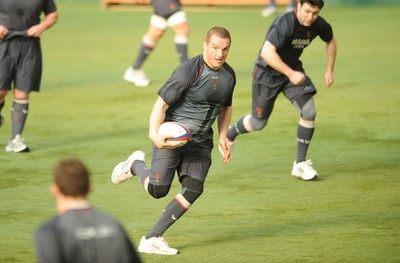 26.02.08 - Wales Rugby Training - Gethin Jenkins during training 
